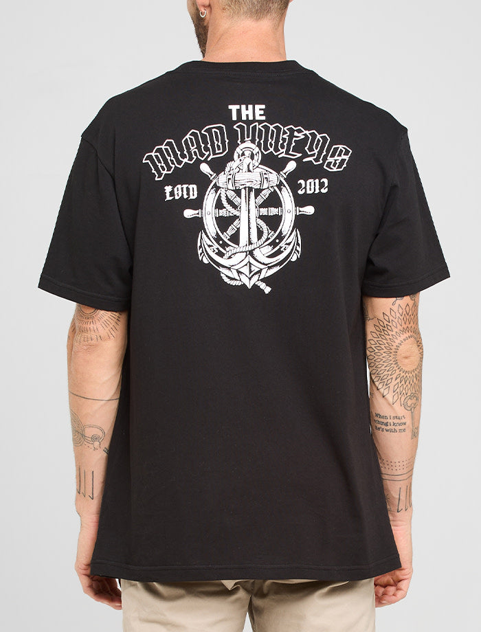 The Mad Hueys Anchor Wheel SS Tee - Black